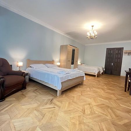 Vera City Center Apartment Tbilisi Ngoại thất bức ảnh