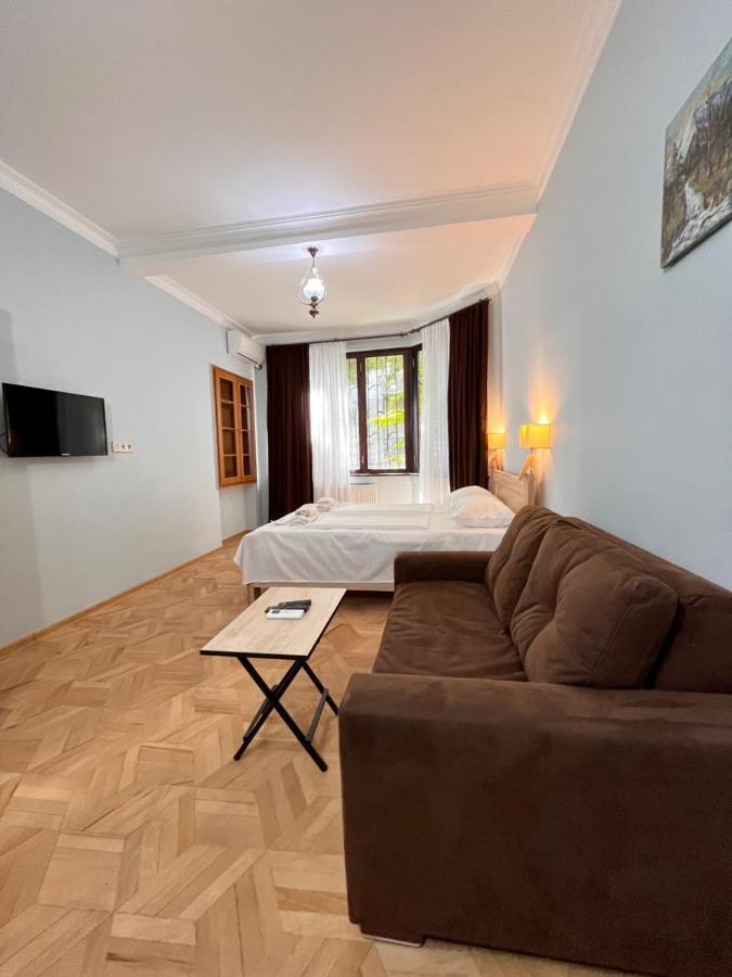 Vera City Center Apartment Tbilisi Ngoại thất bức ảnh