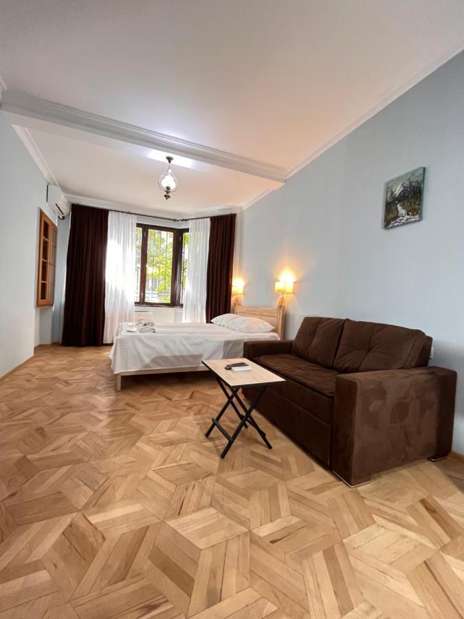 Vera City Center Apartment Tbilisi Ngoại thất bức ảnh