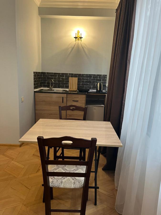 Vera City Center Apartment Tbilisi Ngoại thất bức ảnh